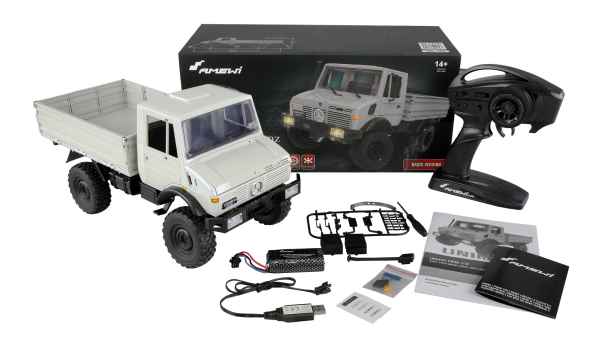 Lieferumfang des Amewi 22631 Unimog RTR mit Fernsteuerung Akku und USB-Ladekabel